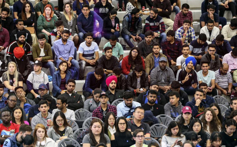 移民部出台臨時政策 容許畢業工作簽證過期或即將到期的國際學生申請新的工作許可