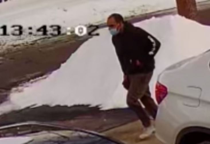 母親家中被刺傷 29歲兒子被捕控企圖謀殺