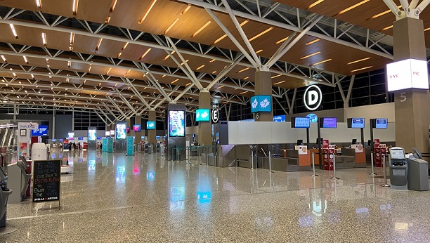 抵達卡加利的10個國際航班有確診病例