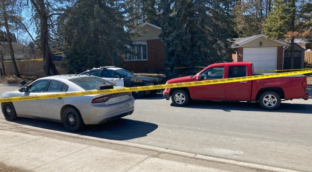 男子住宅內設障和警方對峙 漫長談判釋放人質後死亡