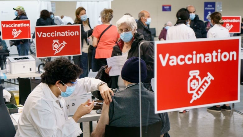 加拿大11省區新增病例2,465人 又有36人染疫亡