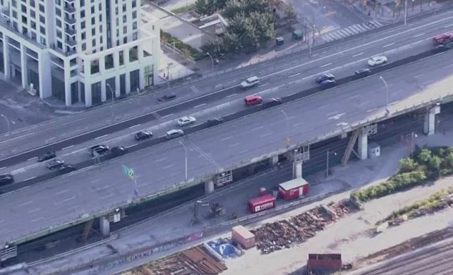 因進行修路工程 Gardiner多條行車線將被封閉