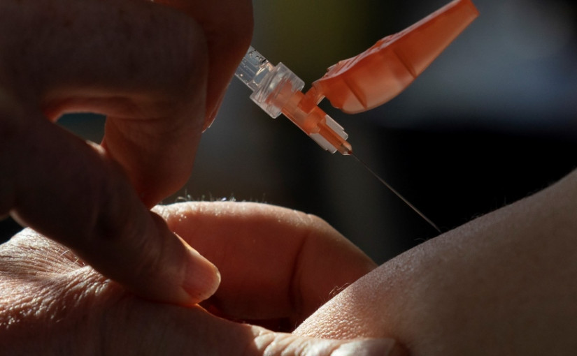 卑詩省72歲以上長者可開始電話預約接種疫苗