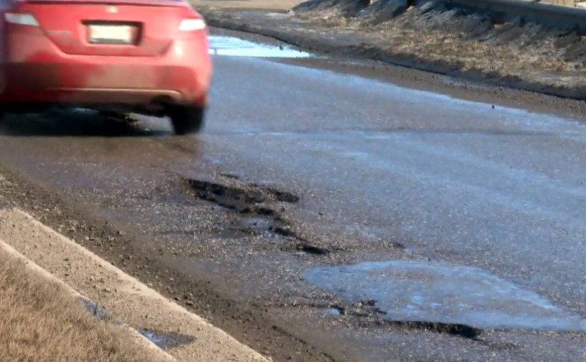 由於今年冬季相對溫暖 卡加利道路上的坑洞減少