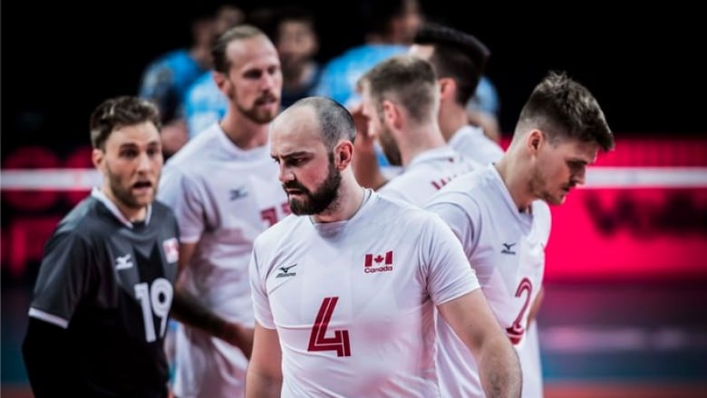 【有片】巴西手上搶走一盤 加國男排雖敗不辱