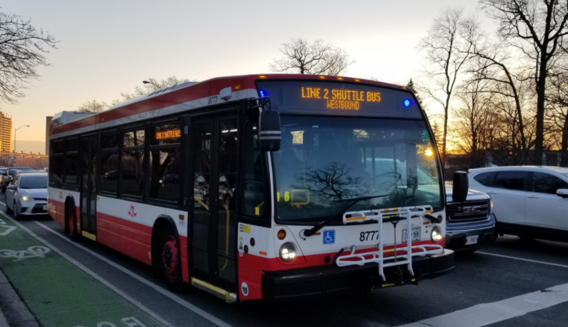 男子巴士上抓住戴口罩中國女生狂罵種族歧視穢語 被判軟禁4個月