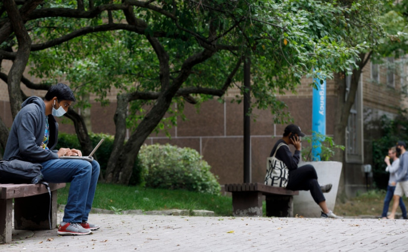 安省今年再次凍結大專院校居民學生學費