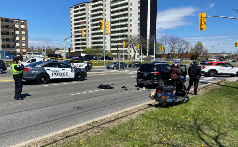 士嘉堡電動踏板車和汽車相撞 男子重傷入院