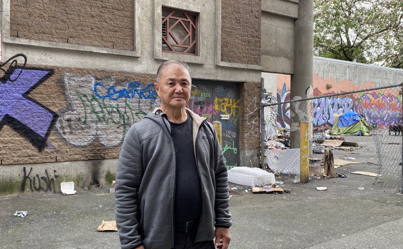 【有片】僑領發視頻：塗鴉滿墻、垃圾屎尿遍地 華埠慘況令人震撼