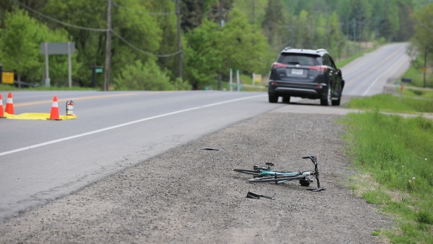 60歲騎自行車男子遭車撞危殆