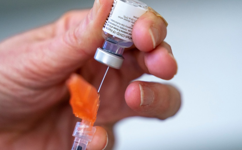 電腦系統出現故障 部分卑詩省民可提前預約接種第2劑疫苗