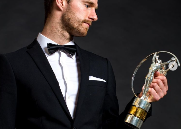 加拿大滑雪板選手帕羅特 「體育奧斯卡」奪最佳復出大獎