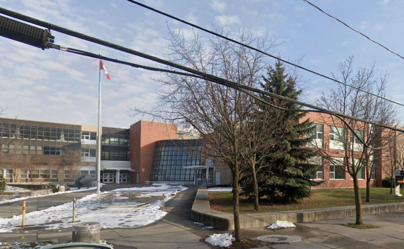 北約克Earl Haig中學今明兩天成臨時接種中心