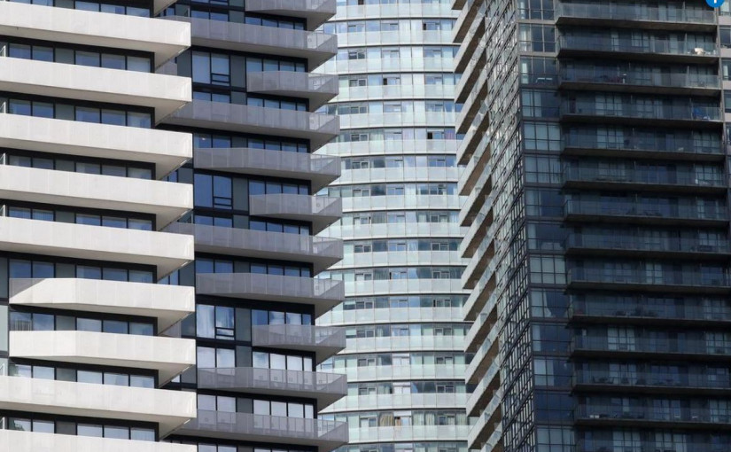 多倫多市府建議2022年初開始徵收1％物業空置稅