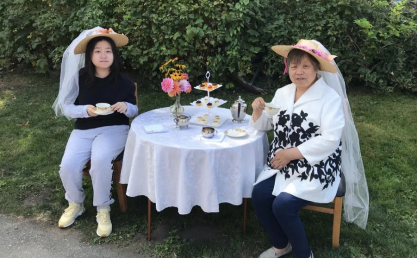 多大40年來最年輕畢業生 16歲的她忠告同齡人:做重大決定時一定要慢慢來