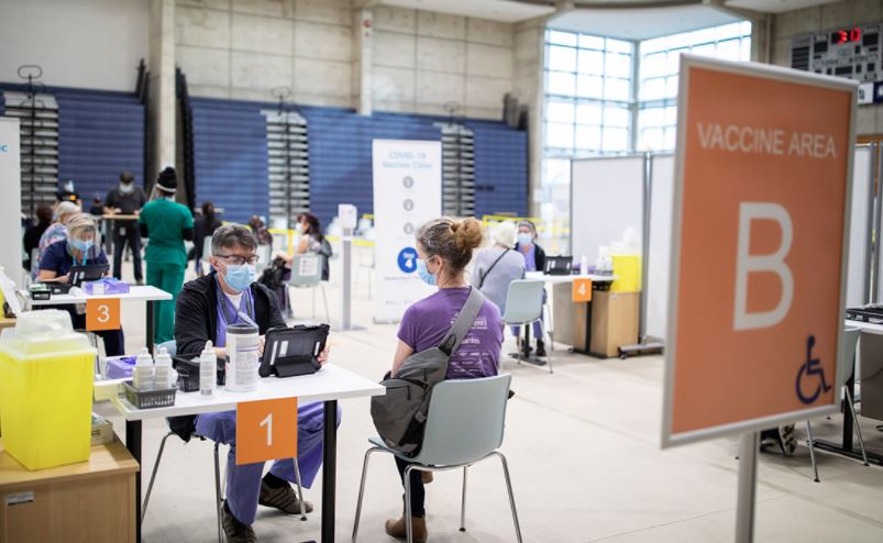 第2劑疫苗預約名額早爆滿 有省民要2個月後到100多公里外社區接種