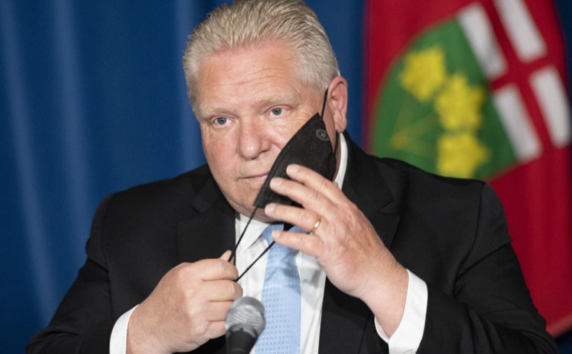 持刀男到福特住所外大喊威脅言論