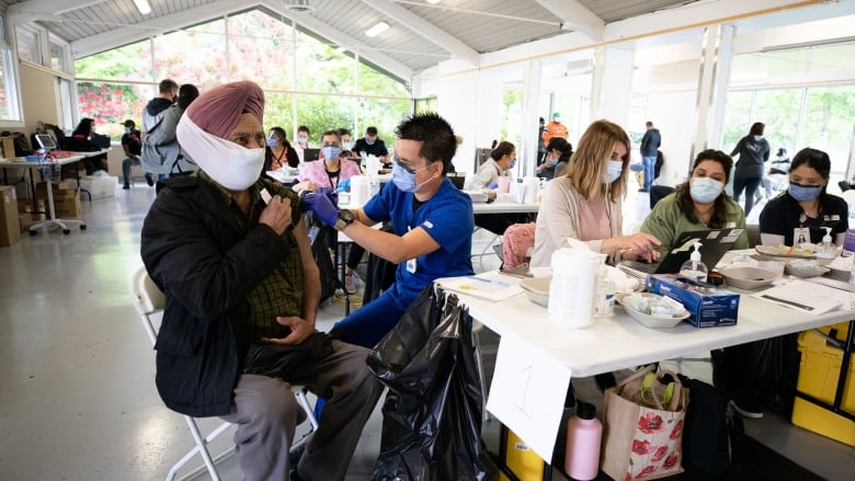 卑詩全力開打第二針  關於次劑疫苗的十問十答