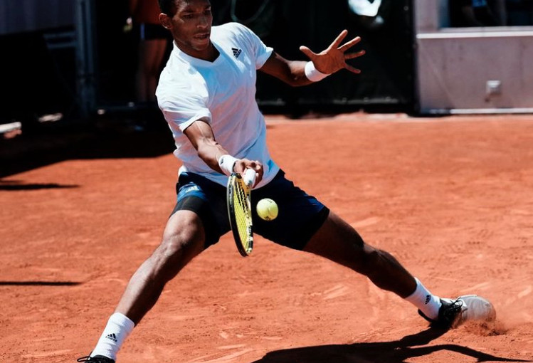 【有片】埃利阿西米又首圈出局 加國球手只剩費爾南德斯