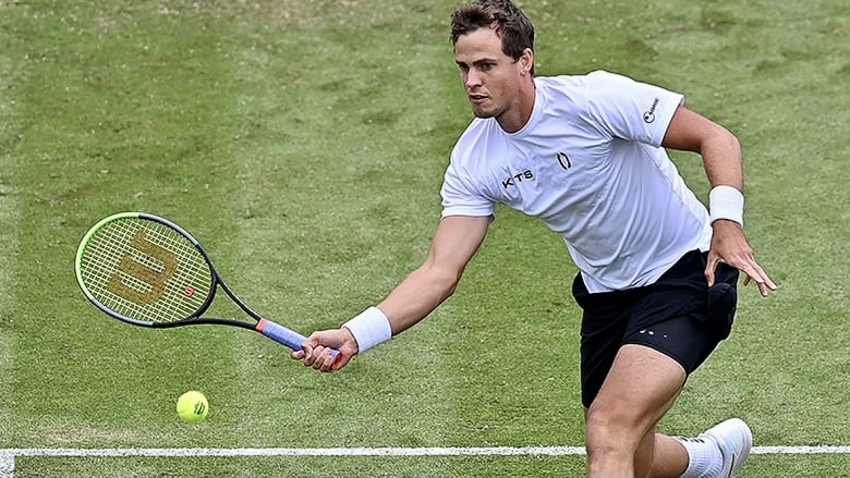 【有片】六年來溫布頓首捷 加國波斯皮西爾晉次輪