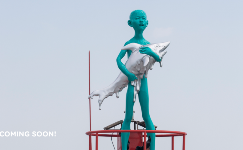 市民請願阻華裔雕塑家作品《抱著鯊魚的男孩》豎立溫市街頭