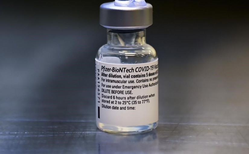 本拿比租客被要求提供疫苗注射證明感到冒犯