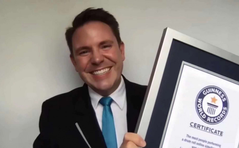 千人國慶日同時網上擊鼓 創健力士世界紀錄