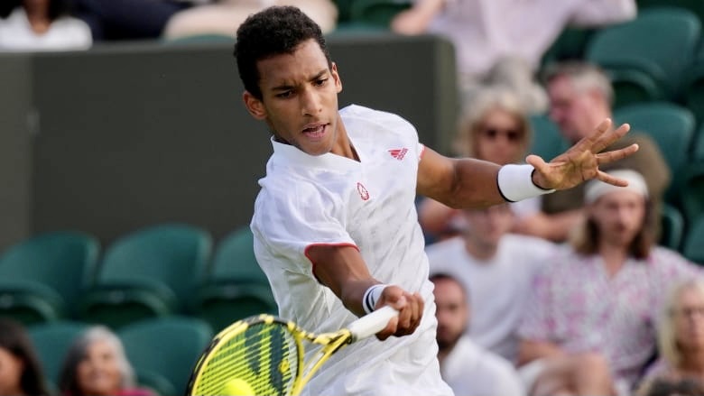 【有片】埃利阿西米再勝 晉級溫布頓第三輪