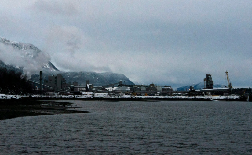 Rio Tinto鋁冶煉廠有900多名工人罷工