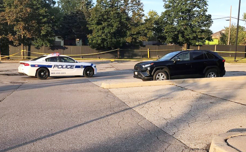 賊匪搶走客貨車 蓄意輾傷車主