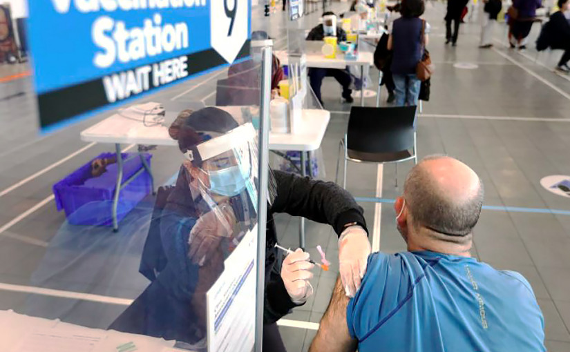 省府擬改衛生措施 就疫苗接種狀況定出不同法規