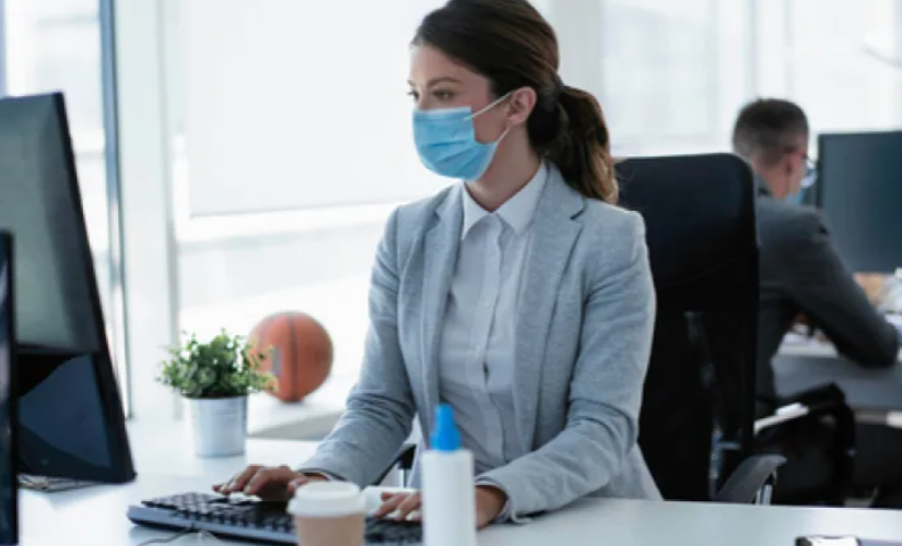 加拿大企業正研究強制員工接種疫苗的合法性