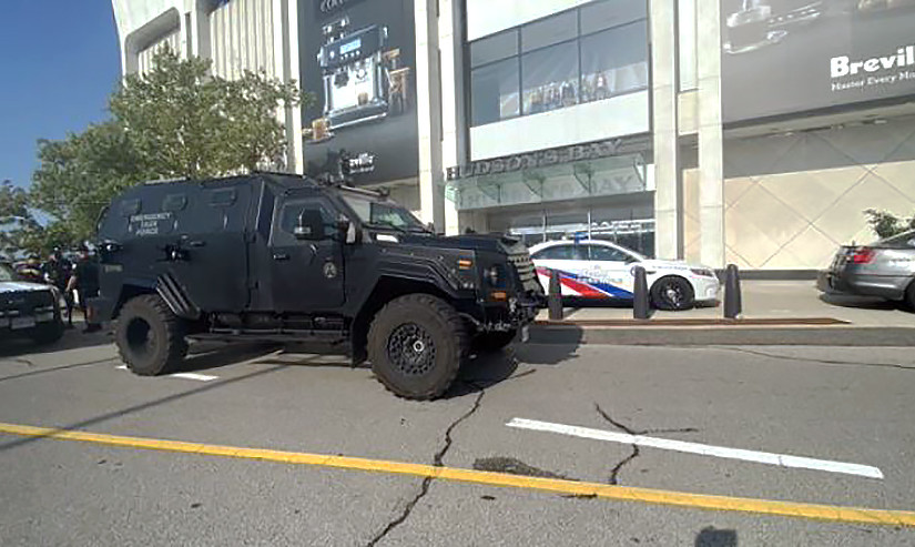 Yorkdale商場開槍案涉5男女互開火 2男1女落網