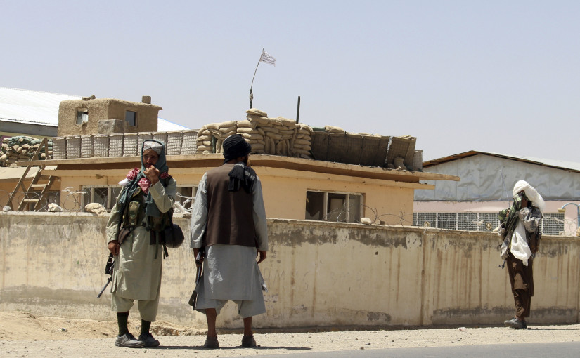 移民部長宣布 本國會接納兩萬個阿富汗難民