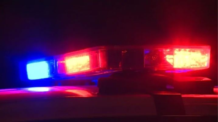 素里發生槍擊案 一男子受傷 一法拉利彈孔纍纍