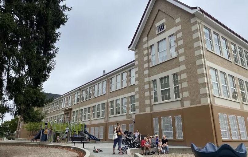 第四波疫情對卑詩省女性教育工作者造成嚴重影響