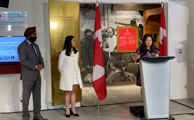 伍鳳儀現身華埠 重申聯邦1100萬撥款應對種族主義