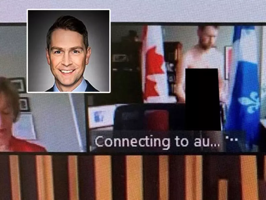 議員被看「全相」後又直播小便  阿莫斯宣布不角逐連任