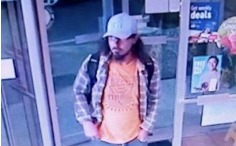 【視頻新聞】溫島男子因口罩問題與店員爭執 其後脫褲撒尿發洩不滿