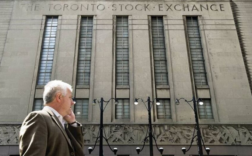 納指標普周一再飚歷史高位 多指有所微跌 專家對經濟增長持樂觀態度