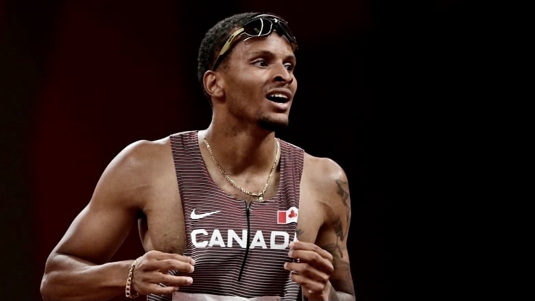 加國飛人以勝利「埋齋」 百米跑壓兩美將封王