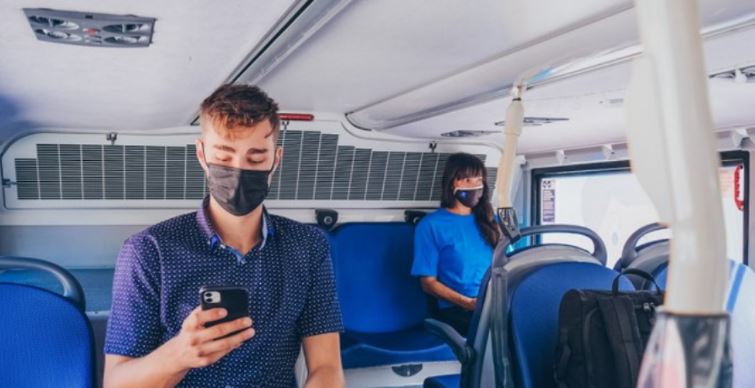 大溫運輸警察：乘搭公共交通工具要戴口罩 大溫運輸警察 否則會被罰款115元