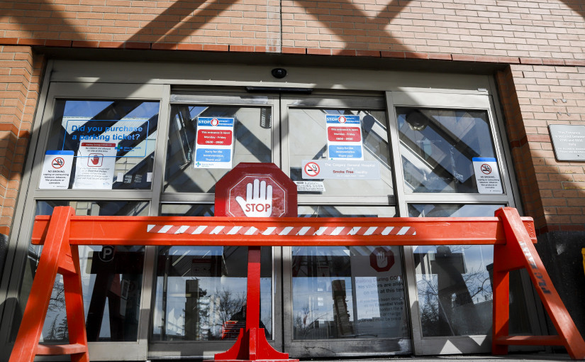 醫院應否強制訪客出示疫苗證明  安全與同情兩難全