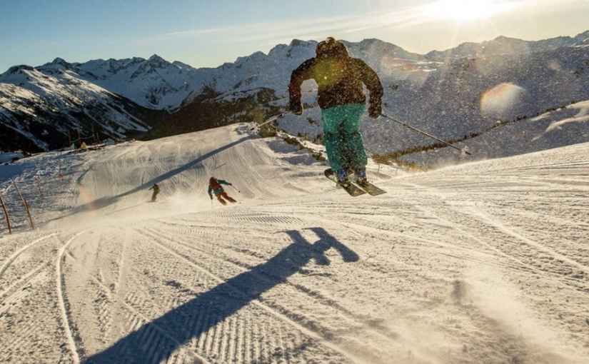 【視頻新聞】滑雪愛好者福音 卑詩多個滑雪場喜迎降雪
