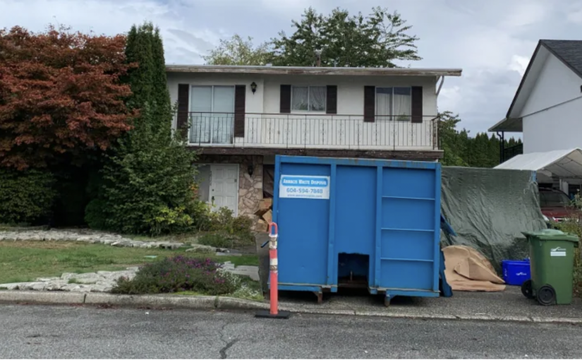 列治文一物業13年來因「垃圾成堆」遭反復投訴