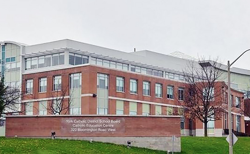 約克區天主教教育局澄清僅少部分中學用作疫苗接種中心