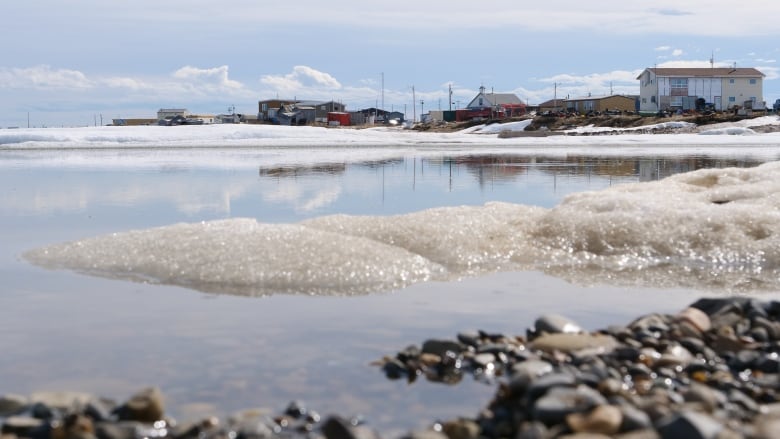 本國疫情爆發熱點 正從人口密集的城市轉往偏遠地區