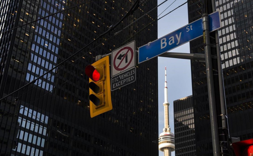 【更新】北美股市兩重天  加股下跌美股繼續創紀錄