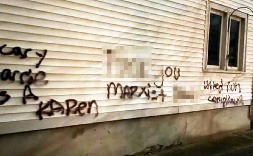 市議員住所遭塗鴉 懷疑與反疫苗人士有關