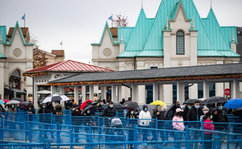 奧密克戎肆虐令節禮日購物進一步蒙上陰影